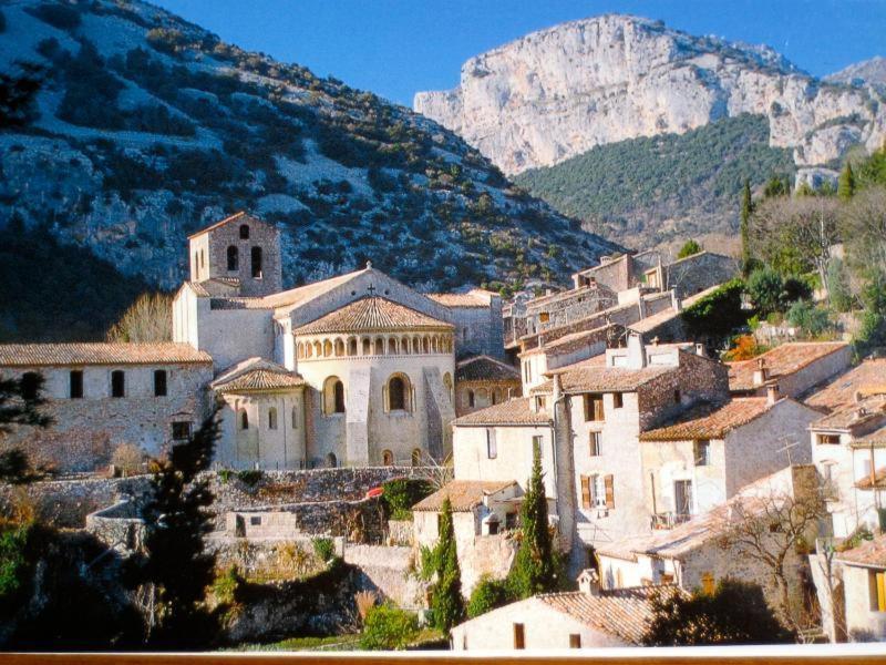 Charmante Maison A Saint Guilhem Le Desert Zewnętrze zdjęcie